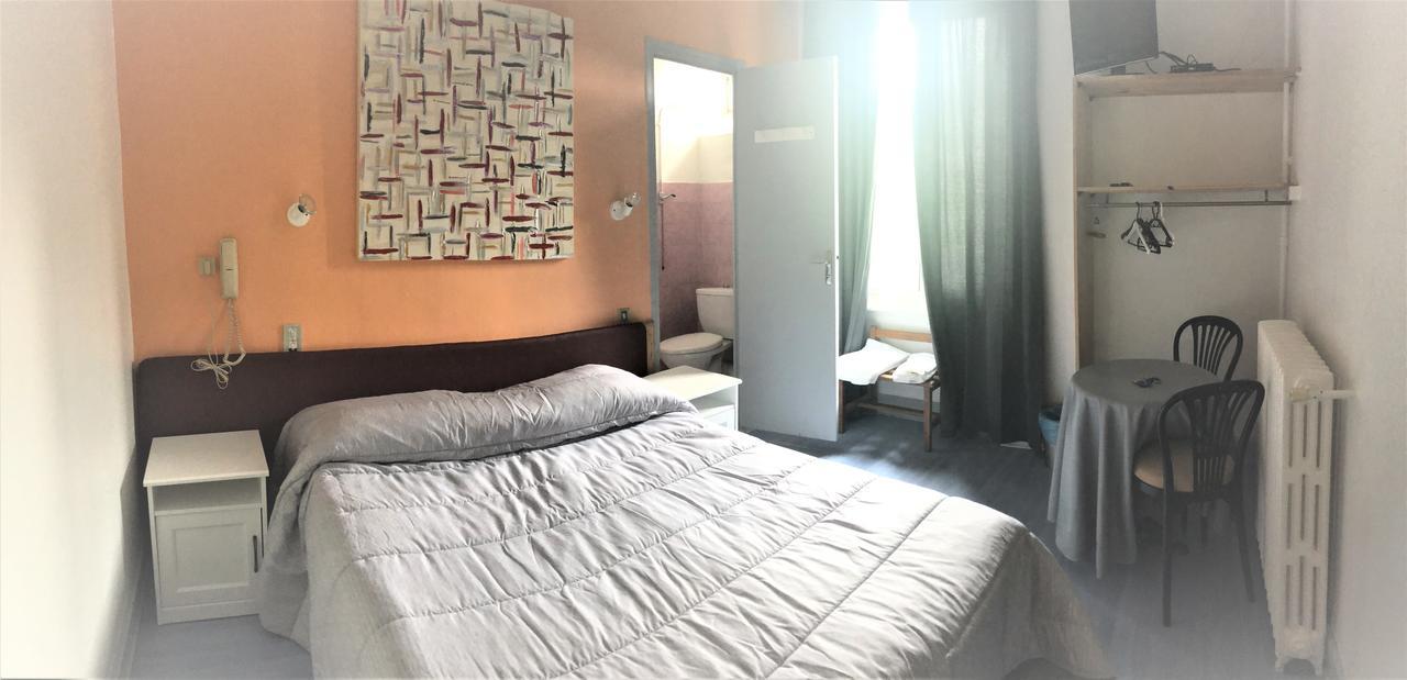 Hotel De Paris Briançon Екстериор снимка