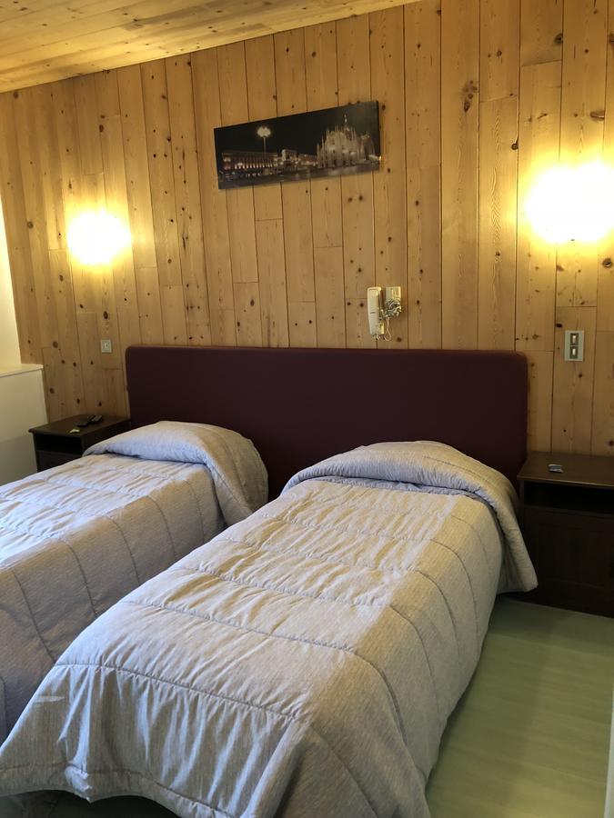 Hotel De Paris Briançon Екстериор снимка