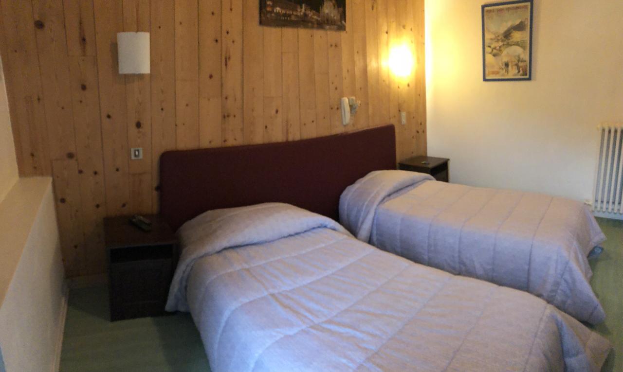 Hotel De Paris Briançon Екстериор снимка