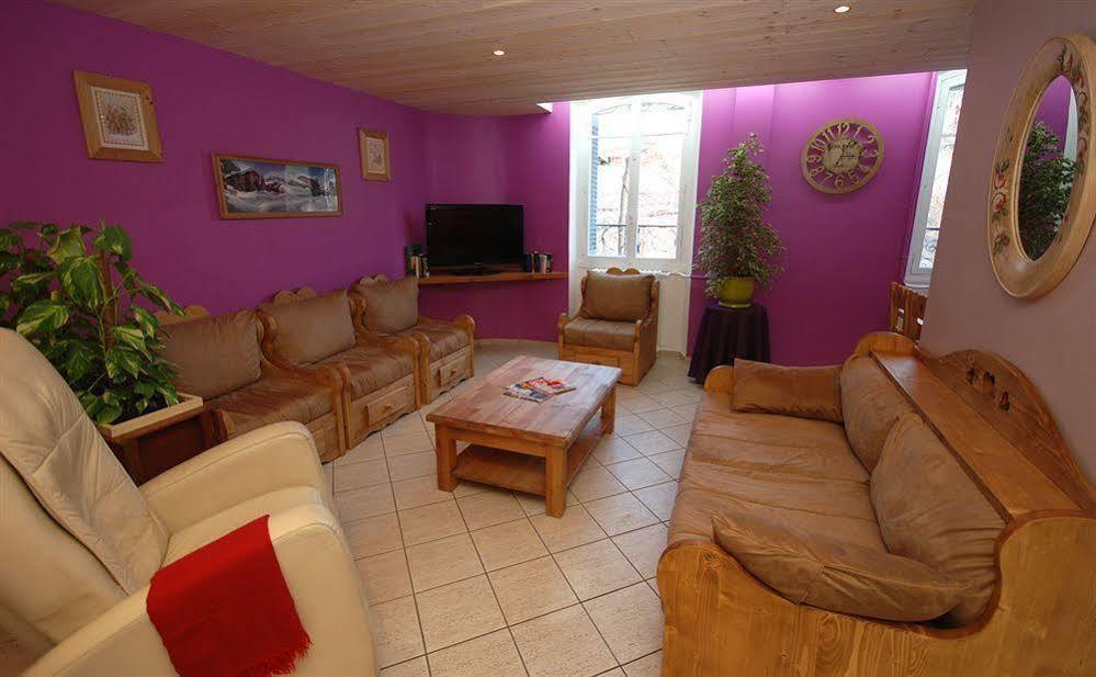 Hotel De Paris Briançon Екстериор снимка